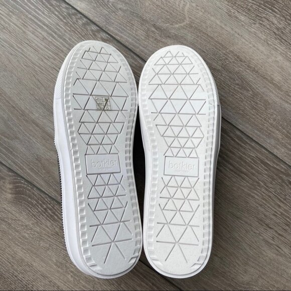 NWT BOTKIER Harper Slip-On  Sneaker - Picture 8 of 11